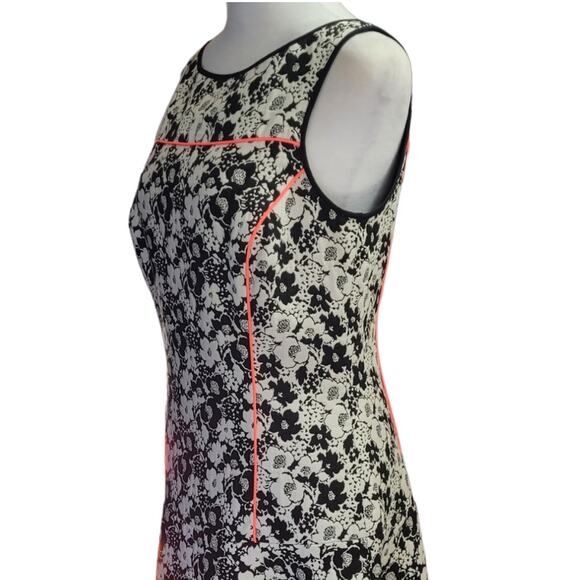 BANANA REPUBLIC Fit Flare Floral Dress 6 Black White Neon Pink Balletcore Party - Picture 6 of 6